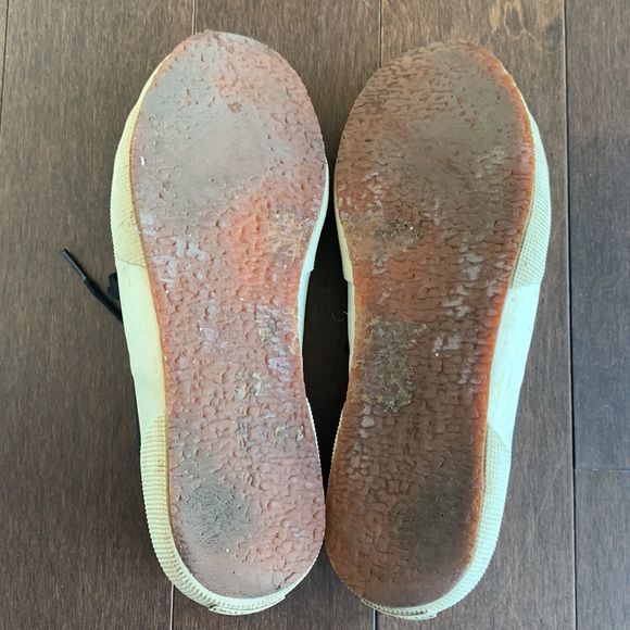 Superga 41 9.5US Cotu Classic Black and Cream Rubber Sole Sneaker Casual… - Picture 7 of 10